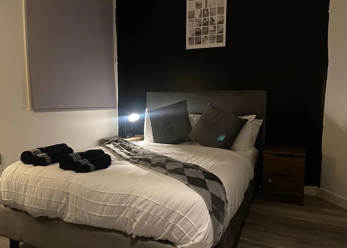 Luxe Stays - 4 Beds - Sleeps 6 People - Central Nottingham
